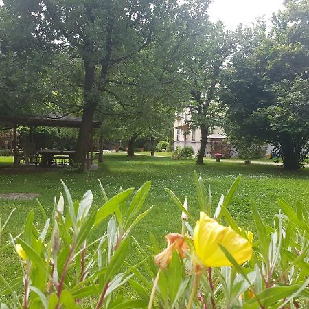 Le Case Nel Bosco Vanzago Εξωτερικό φωτογραφία